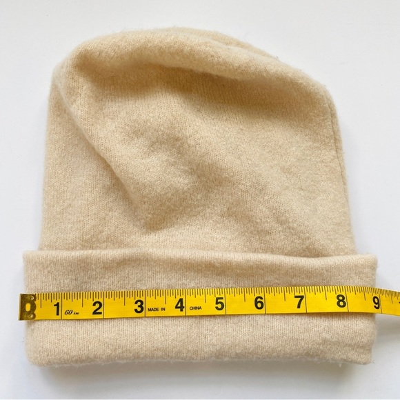 Knit hats bundle - Picture 3 of 4